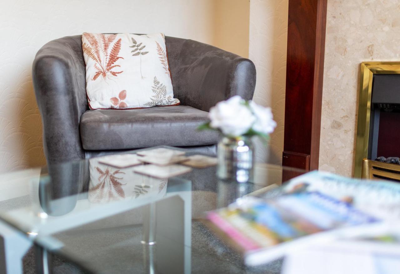 Adrian House, Near Hospital, Easy Parking + Garden Apartment Carlisle  Exterior foto