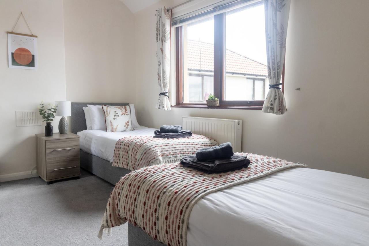 Adrian House, Near Hospital, Easy Parking + Garden Apartment Carlisle  Exterior foto