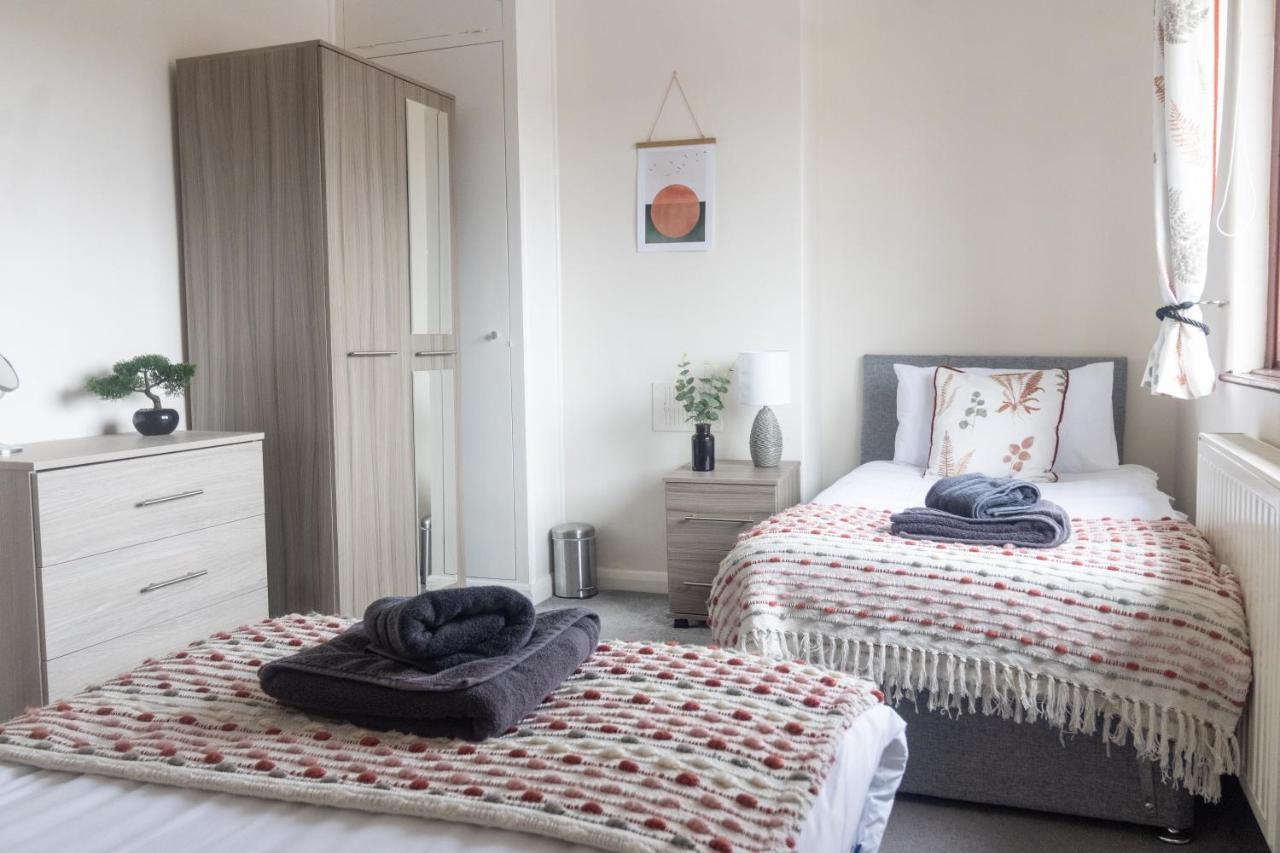 Adrian House, Near Hospital, Easy Parking + Garden Apartment Carlisle  Exterior foto