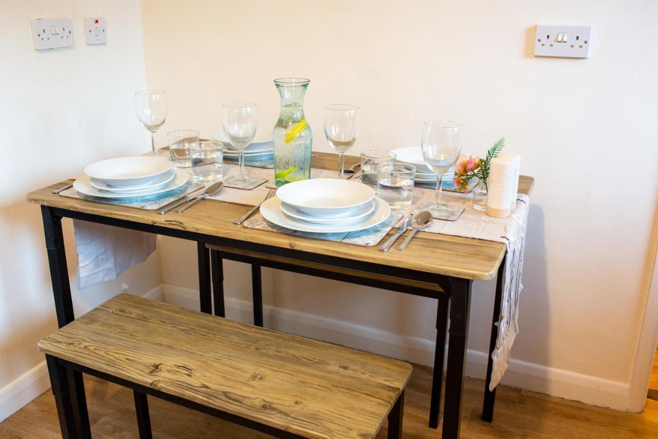 Adrian House, Near Hospital, Easy Parking + Garden Apartment Carlisle  Exterior foto